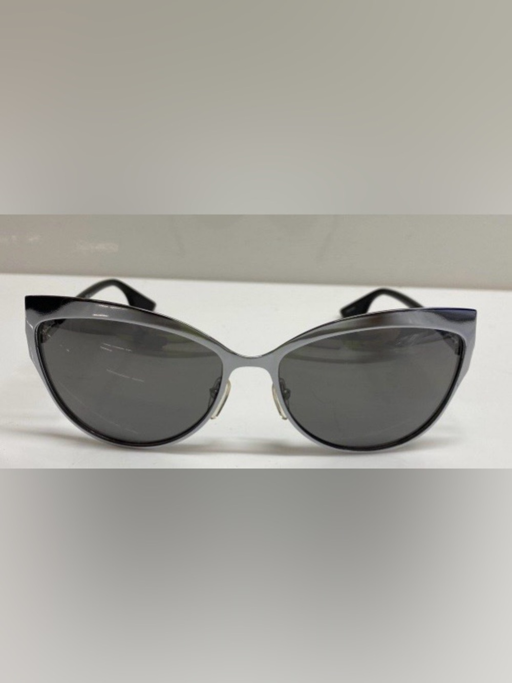 Authenticated Alexander McQueen Women or Men Cat Eye Sunglasses Silver Lenses